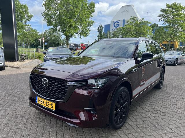 Mazda CX-80 2.5 e-SkyActiv PHEV Homura Plus 6p. 327 PK | AUTOMAAT | AWD | APPLE CARPLAY | 20 INCH | LEDER | 360 CAMERA | PANORAMADAK | DEMO | * 6 JAAR FABRIEKSGARANTIE |