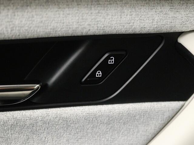 Mazda CX-80 2.5 e-SkyActiv PHEV Takumi Plus 6p. | *Demo* | Leder | PANO |