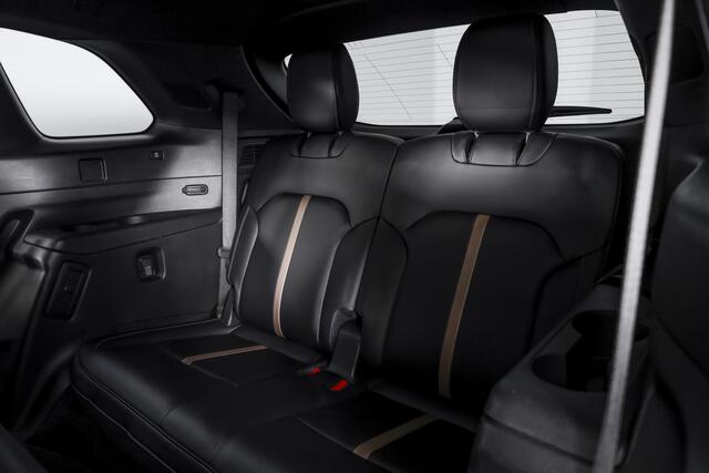 Mazda CX-80 2.5 e-SkyActiv PHEV Homura Plus 7p. | S/K-Panodak | Adapt. Cruise | Elek. Stoel-+verwarming & Ventilatie | Leder | HUD | 360 Camera | Bose | NAV+App. Connect | LM 20" | 9393