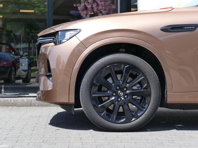 Mazda CX-80 2.5 e-SkyActiv PHEV Homura Plus | 7 Persoons | BOSE | Apple Carplay/Android Auto | Panorama dak | Stoel/Stuurverwarming |