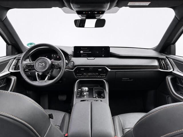 Mazda CX-80 2.5 e-SkyActiv PHEV Homura Plus 7 persoons | BOSE geluidsinstallatie | Head-Up Display | Panoramadak | 360 Camera | Stoelventilatie | Stoelverwarming voor en achter 7 persoons