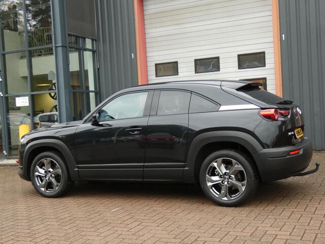 Mazda MX-30 e-SkyActiv 145 first edition 36 kWh