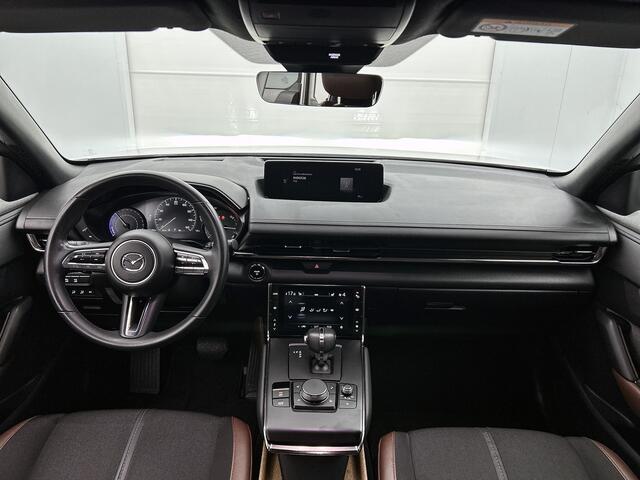 Mazda MX-30 e-SkyActiv 145 First Edition 36 kWh Navigatie | Camera achter | Stoelverwarming | PDC | Lichtmetaal