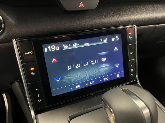 Mazda MX-30 e-SkyActiv R-EV 170 Exclusive-line , Voorraadvoordeel ¤ 9.230,-, Automaat, Trekhaak voor fietsen, All Season, LKA, Camera, Half Leder, Adap. Cruise, LMV 18 Inch, Navi, HUD, Apple Carplay, Stoelverwarming, Stuurverwarming, Stoelverwarming