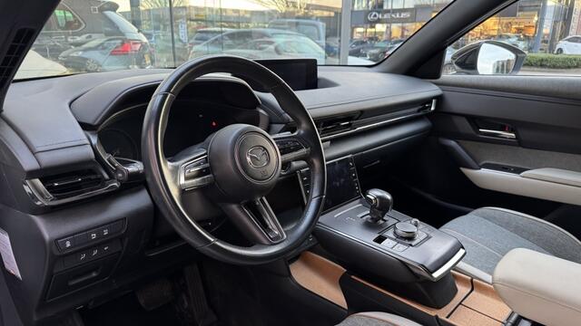 Mazda MX-30 e-SkyActiv 145 Comf. | HUD | Camera | Navi