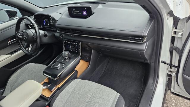 Mazda MX-30 e-SkyActiv 145 Comfort