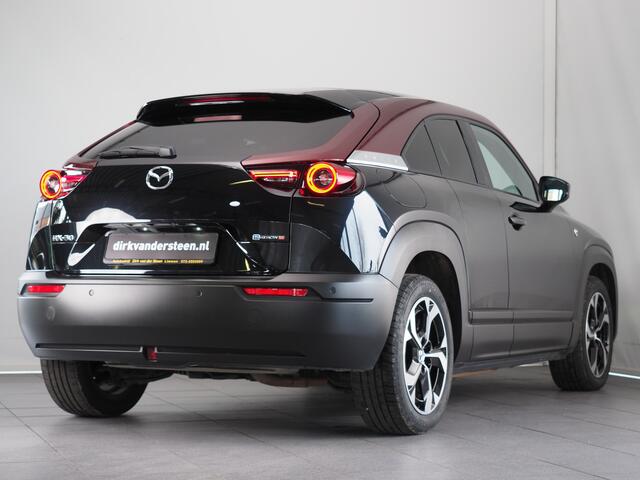 Mazda MX-30 e-SkyActiv R-EV 170 Edition R | Bose | Head-up Display | Dodehoekdetectie | Stuurwielverwarming | Stoelverwarming | 360° Camera | Panoramadak | Geheugenstoelen