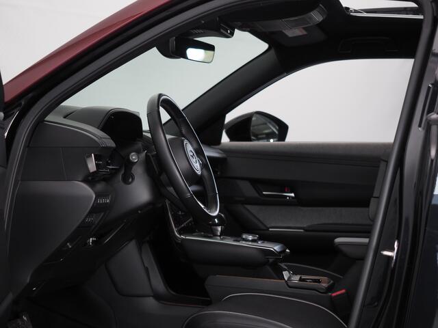 Mazda MX-30 e-SkyActiv R-EV 170 Edition R | Bose | Head-up Display | Dodehoekdetectie | Stuurwielverwarming | Stoelverwarming | 360° Camera | Panoramadak | Geheugenstoelen