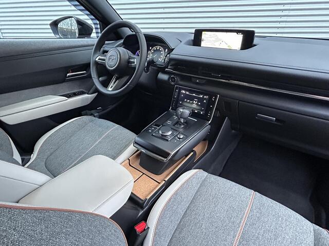 Mazda MX-30 e-SkyActiv R-EV 170 Advantage Modern Multi-tone Soul Red Crystal | FabGarantie 03/2030 |