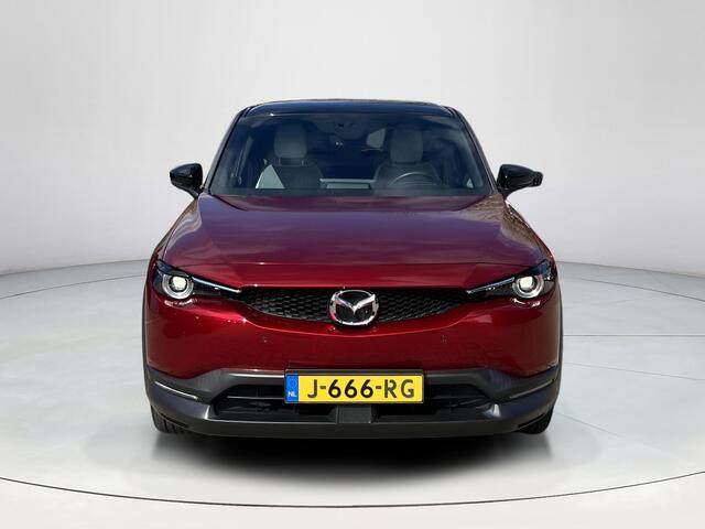 Mazda MX-30 e-SkyActiv 145 First Edition 36 kWh | Adaptieve Cruise Control | 360 Camera | Stoel Verwarming | Stoel Geheugen | Head-up Display | Navigatie | LED-Verlichting |
