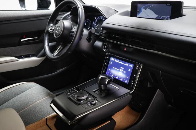 Mazda MX-30 e-SkyActiv 145 Luxury 36 kWh | SOH 95% | STUURVERWARMING | HEAD UP | DAB | APPLE | CAMERA