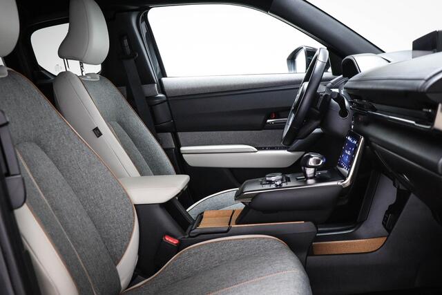 Mazda MX-30 e-SkyActiv 145 Luxury 36 kWh | SOH 95% | STUURVERWARMING | HEAD UP | DAB | APPLE | CAMERA