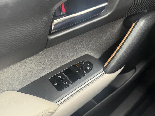 Mazda MX-30 e-SkyActiv 145 First Edition 36 kWh | 92,7% SOH | Navigatie | Climate Control | Cruise Control | Lichtmetalen velgen 18" | Apple Carplay/Android Auto