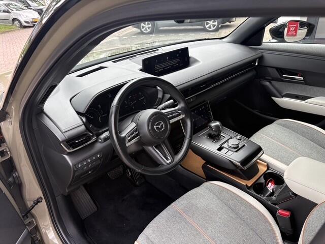 Mazda MX-30 e-SkyActiv R-EV 170 Advantage | Navi | Pano | Camera | 33.610 km Dealeronderhouden