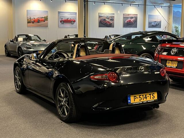 Mazda MX-5 ND Roadster 1.5 SkyActiv-G 131PK Sakura Limited Bose Leder PDC