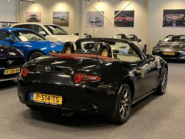 Mazda MX-5 ND Roadster 1.5 SkyActiv-G 131PK Sakura Limited Bose Leder PDC