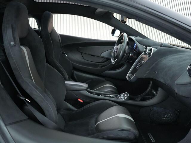 Mclaren 570GT 3.8 570pk |luchtvering|Bowers&Wilkins|neus lift|panoramadak|2e eigenaar|1e lak|