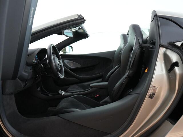 Mclaren 600LT Spider 3.8 600pk V8 |Sarigan Quartz|PPF|nose lift|Bowers & Wilkins|Luxury pack|keramisch|memory|stoelverwarming|