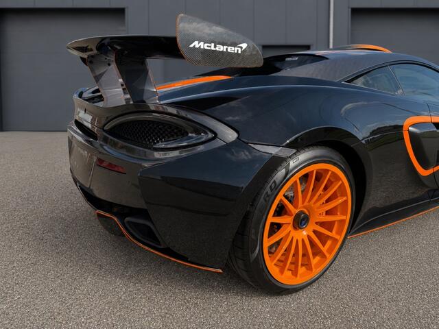 Mclaren 620R 3.8 V8