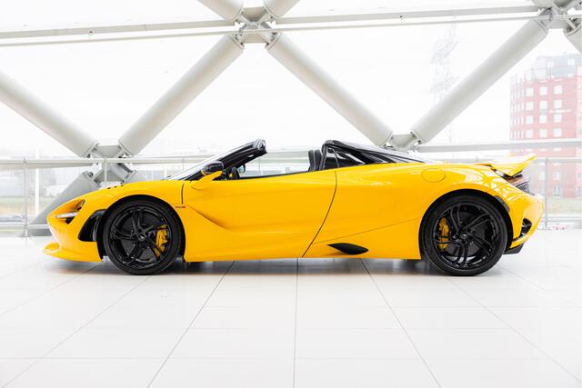 Mclaren 750S Spider 4.0 V8 | Volcano Yellow | Electrochromic Roof | Black Pack |