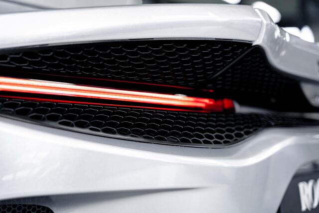 Mclaren GT 4.0 V8 l Bower & Wilkins l Carbon l Lift l Sportuitlaat |