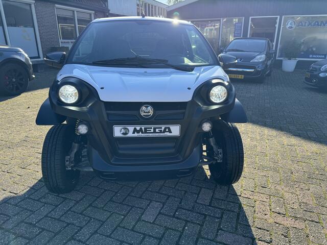 Mega 9JN E-Scouty