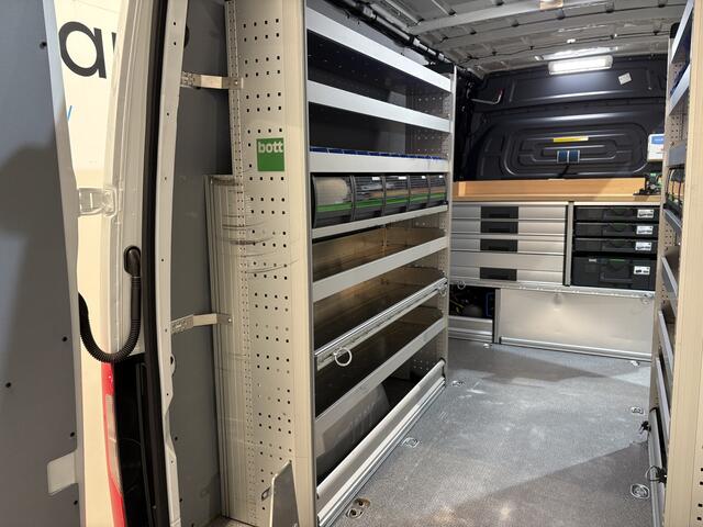 Mercedes-Benz 311 CDI Sprinter L2H2 / Euro 6 / Servicebus / Bott inrichting / 220V / Airco / Oprijplaat / Compressor / CarPlay / Camera / 85.395 KM !!