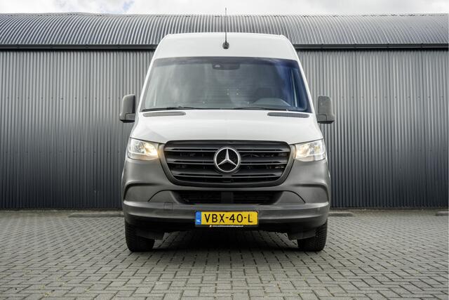Mercedes-Benz 311 CDI Sprinter | L2H2 | Camera | CarPlay | Climate | Inrichting | Omvormer | Oprijplaat | Euro 6