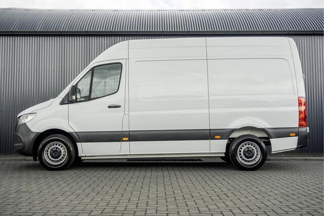 Mercedes-Benz 311 CDI Sprinter | L2H2 | Camera | CarPlay | Climate | Inrichting | Omvormer | Oprijplaat | Euro 6