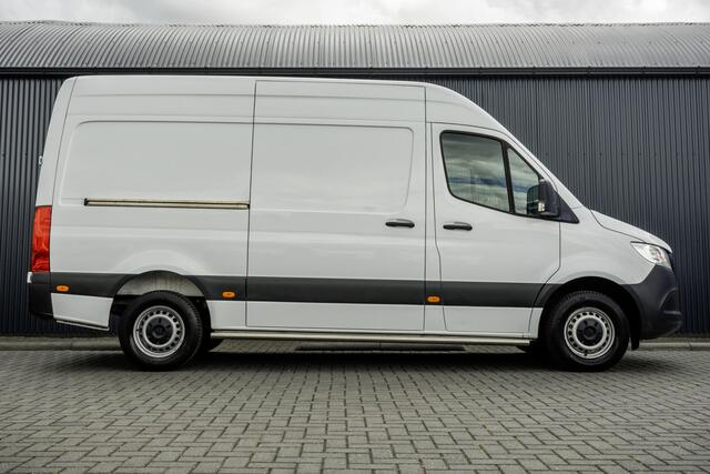 Mercedes-Benz 311 CDI Sprinter | L2H2 | Camera | CarPlay | Climate | Inrichting | Omvormer | Oprijplaat | Euro 6