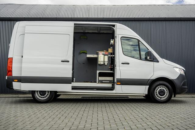 Mercedes-Benz 311 CDI Sprinter | L2H2 | Camera | CarPlay | Climate | Inrichting | Omvormer | Oprijplaat | Euro 6