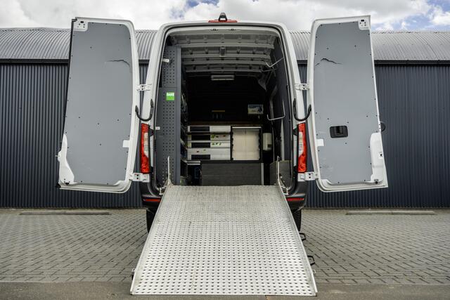 Mercedes-Benz 311 CDI Sprinter | L2H2 | Camera | CarPlay | Climate | Inrichting | Omvormer | Oprijplaat | Euro 6