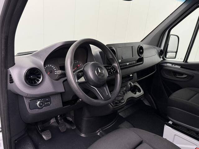 Mercedes-Benz 311 CDI Sprinter L2H2 Werkplaats | Oprijplaat | Multimedia | Camera | Airco