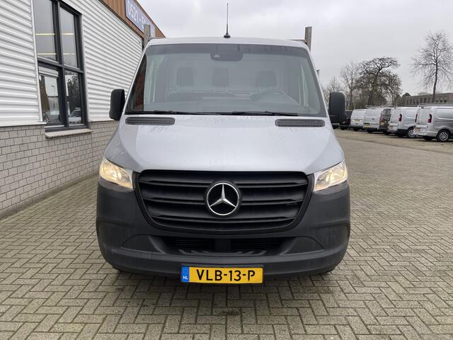 Mercedes-Benz 311 CDI Sprinter 2.2 L2 EURO VI-D / vaste prijs rijklaar ¤ 27.950 ex btw / 27.924 km NAP / originele Nederlandse bus / zilver metallic / airco / cruise / trekhaak / Karhof opbouw
