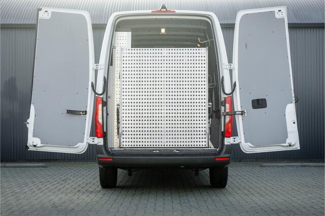 Mercedes-Benz 311 CDI Sprinter L2H2 | Volledig Ingericht | Mbux | Camera | Navi | Climatronic