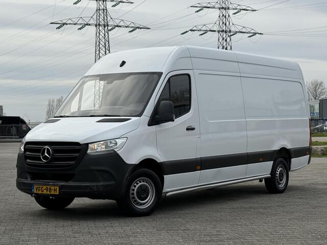 Mercedes-Benz 311 CDI Sprinter 2.2 L3H2 Carplay | Camera | Airco | 270 Graden Achterdeuren | 1e Eigenaar