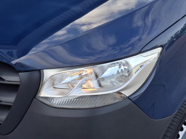 Mercedes-Benz 311 CDI Sprinter 2.2 L2H2 - WDB9106331P133346 poetsen en foto's maken