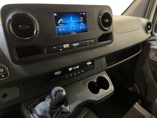 Mercedes-Benz 311 CDI Sprinter L2H2 RWD / Euro 6 / Servicebus / Bott inrichting / 220V / Airco / Oprijplaat / Compressor / CarPlay / Camera