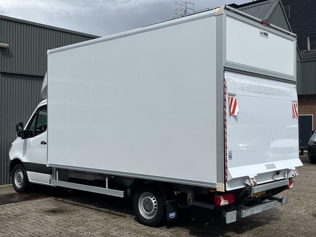 Mercedes-Benz 311 CDI Sprinter 2.2 MARGE BTW / BPM VRIJ!! Bakwagen 750kg laadklep zijdeur Airco cruise controle Telefoonverbinding Navigatiesysteem Apple carplay Camera 2-Persoons bakwagen verhuiswagen Meubelbak euro 6