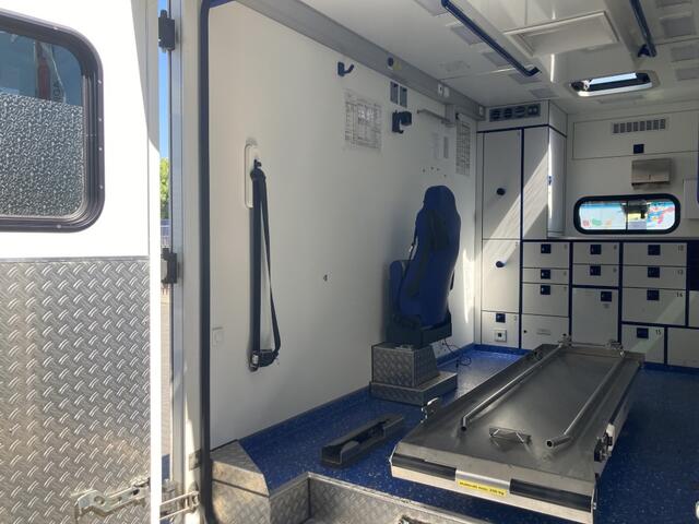 Mercedes-Benz 416 Container Ambulance