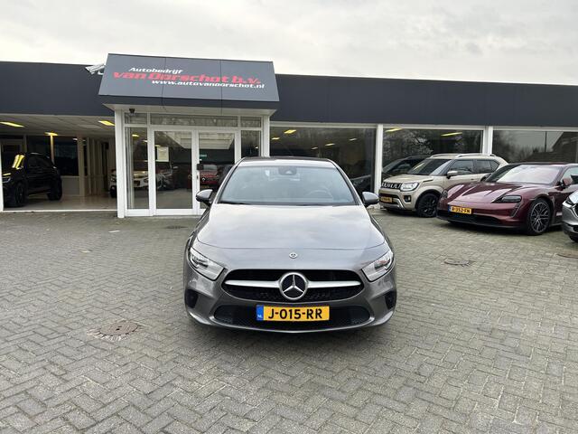 Mercedes-Benz A-KLASSE 220 Premium