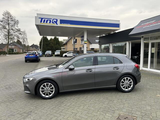 Mercedes-Benz A-KLASSE 220 Premium