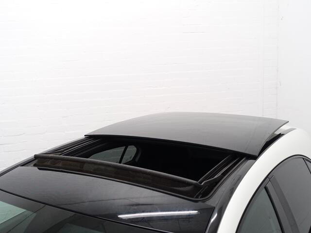 Mercedes-Benz A-KLASSE 180 d AMG Night Edition Aut- Panodak, Xenon Led, Sfeerverlichting, Dynamic Select, Clima