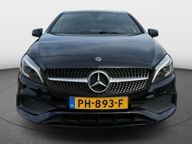 Mercedes-Benz A-KLASSE 180 Business Solution AMG [ Camera Keyless Nav ]