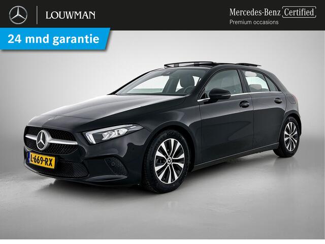Mercedes-Benz A-KLASSE 180 Business Solution | Panoramaschuifdak | Trekhaak af fabriek | Apple CarPlay | Stoelverwarming |Led koplampen | Inclusief 24 maanden MB Certified garantie voor Europa.