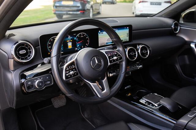 Mercedes-Benz A-KLASSE 200 Advantage Weinig Km | Panorama dak
