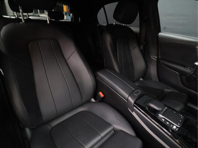 Mercedes-Benz A-KLASSE 250 e Business Solution Luxury Limited [CAMERA, PDC 360, CRUISE CONTROL, STOELVERWARMING, BLUETOOTH VERBINDING, AUTOMATISCHE AIRCO, NAVIGATIE, NIEUWSTAAT]