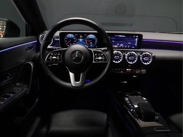 Mercedes-Benz A-KLASSE 250 e Business Solution Luxury Limited [CAMERA, PDC 360, CRUISE CONTROL, STOELVERWARMING, BLUETOOTH VERBINDING, AUTOMATISCHE AIRCO, NAVIGATIE, NIEUWSTAAT]