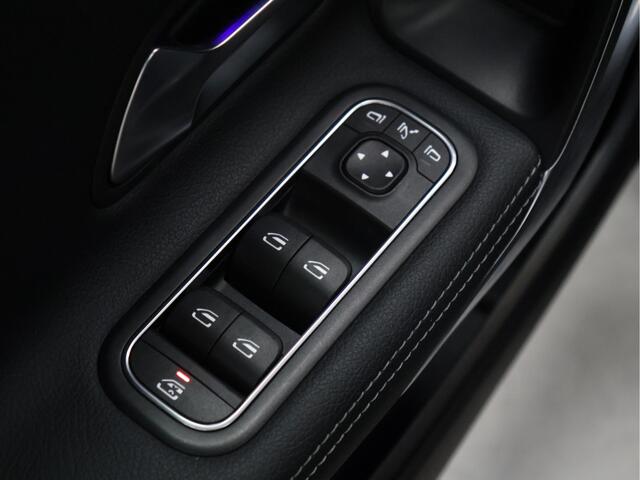 Mercedes-Benz A-KLASSE 250 e Business Solution Luxury Limited [CAMERA, PDC 360, CRUISE CONTROL, STOELVERWARMING, BLUETOOTH VERBINDING, AUTOMATISCHE AIRCO, NAVIGATIE, NIEUWSTAAT]