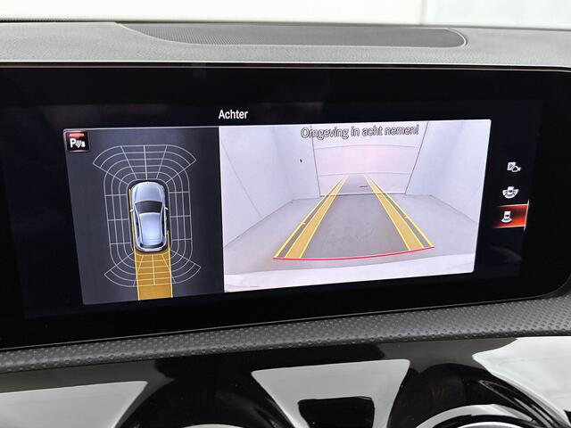 Mercedes-Benz A-KLASSE 250 e Business Solution AMG Limited 5 spaaks lichtmetalen velgen | Night pakket | MBUX wide screen | Navigatie | Parking support met camera achter | Inclusief 24 maanden MB Certified garantie voor Europa.